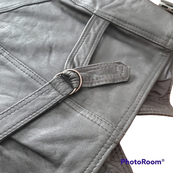 Gray Women's Vest - Picture 3 of 8